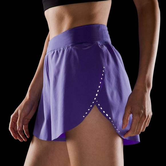 NWOT lululemon HR find your pace short sz 8, charged indigo - RARE/DISCONTINUED - Picture 4 of 13